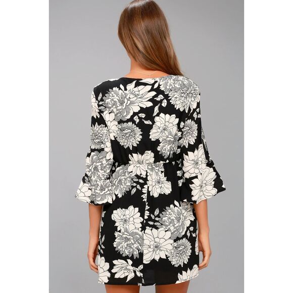 Lulus Steal the Show Black and White Floral Print Cold-Shoulder Dress Medium M - Picture 3 of 11